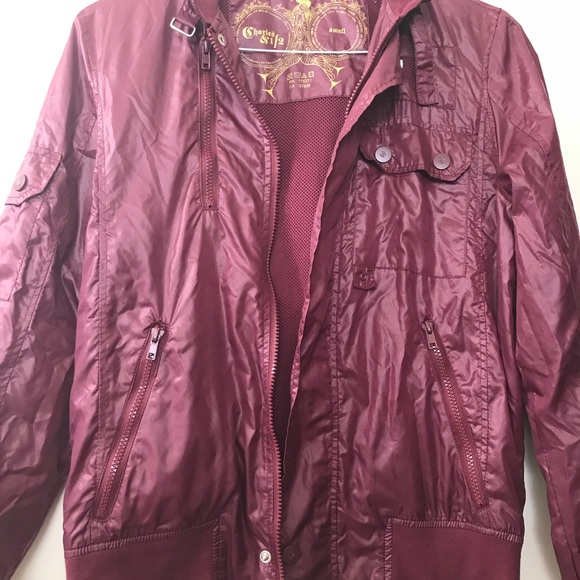 Burgundy /maroon nylon jacket - Picture 3 of 3